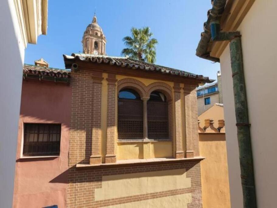 Chic Casa Cathedral At Calle Fresca 2-Bedroom Apartment In Malaga City Center Zewnętrze zdjęcie